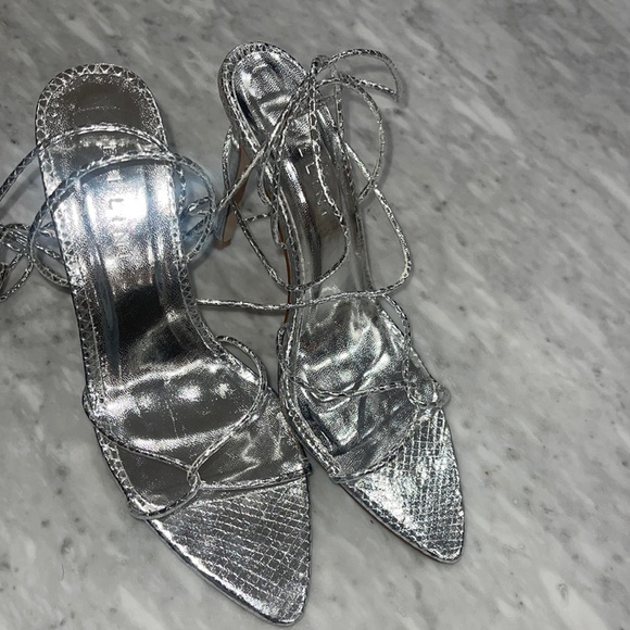 Silver lace up pointed toe heals - Picture 1 of 5